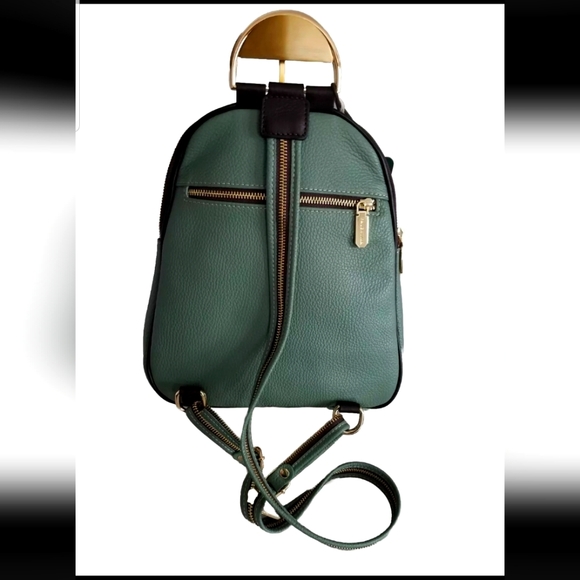 NWT 🇮🇹 Valentina Italian Green Pebbled leather Sling Backpack/Shoulder Bag - Picture 12 of 14